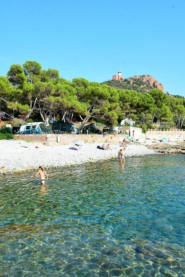 Super-Cute Colourful, Cozy Flat Apartment Saint-Raphael   Saint-Raphael (Var)